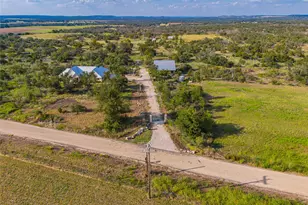 2840 N Grape Creek Rd, Fredericksburg, TX 78624 - Photo 38