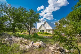2840 N Grape Creek Rd, Fredericksburg, TX 78624 - Photo 4