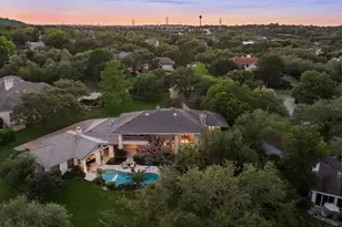 5 Championship Dr, The Hills, TX 78738 - Photo 1