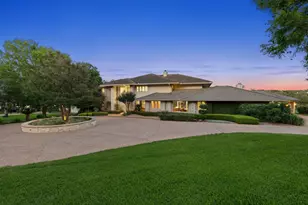 5 Championship Dr, The Hills, TX 78738 - Photo 1