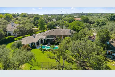 5 Championship Drive, The Hills, TX 78738 - Photo 28