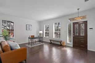 10506 Walpole Ln, Austin, TX 78739 - Photo 4