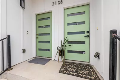 2108 Rosewood Avenue #B, Austin, TX 78702 - Photo 2