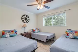 730 E Mather St, New Braunfels, TX 78130 - Photo 12