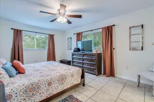 730 E Mather Street, New Braunfels, TX 78130 - Photo 8