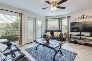 730 E Mather Street, New Braunfels, TX 78130 - Photo 4