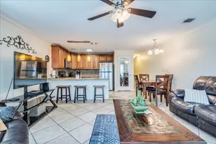 730 E Mather Street, New Braunfels, TX 78130 - Photo 6