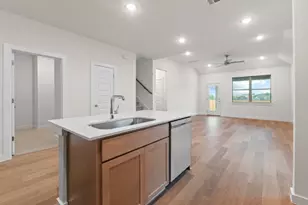 110 Mandeville Dr, Hutto, TX 78634 - Photo 12