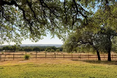 4909 Lookout Ridge Drive, Marble Falls, TX 78654 - Photo 4