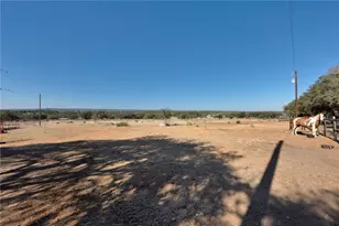 4909 Lookout Ridge Dr, Marble Falls, TX 78654 - Photo 32