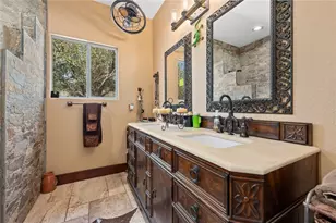 4909 Lookout Ridge Dr, Marble Falls, TX 78654 - Photo 22