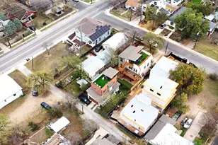 2204 E 13th St, Austin, TX 78702 - Photo 38