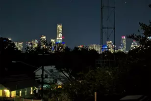 2204 E 13th St, Austin, TX 78702 - Photo 2
