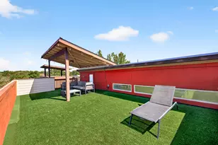 2204 E 13th St, Austin, TX 78702 - Photo 28