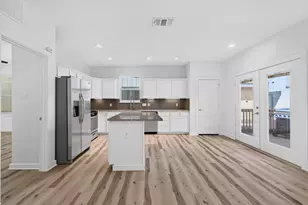 2204 E 13th St, Austin, TX 78702 - Photo 12