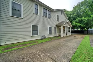 505 E 38th St, Austin, TX 78705 - Photo 18