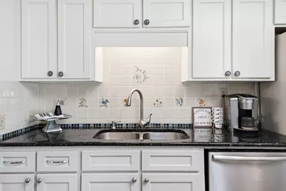 1041 Hidden Hills Hills, Dripping Springs, TX 78620 - Photo 10