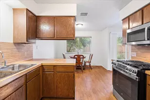1617 W Braker Ln, Austin, TX 78758 - Photo 10