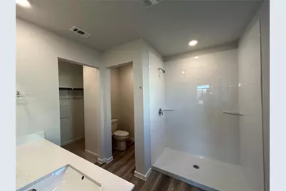 310 Randall Place, Rockdale, TX 76567 - Photo 2