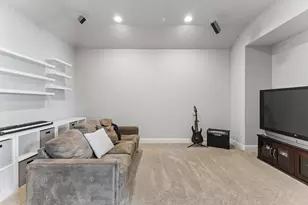 642 Jacksdaw Dr, Austin, TX 78737 - Photo 18