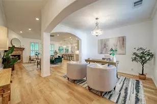 4221 John's Light Dr, Austin, TX 78727 - Photo 4