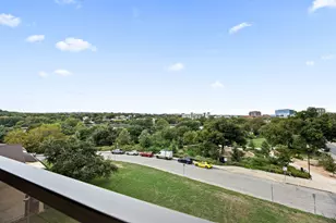 40 N Interstate 35 Hwy, Austin, TX 78701 - Photo 6