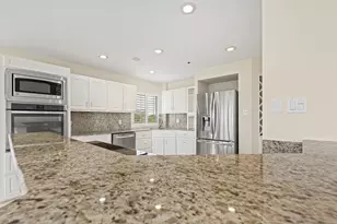 40 N Interstate 35 Hwy, Austin, TX 78701 - Photo 14