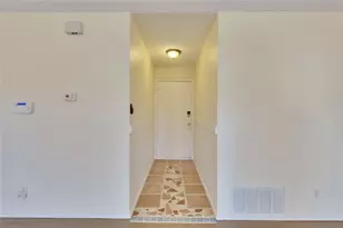 1002 Bodark Ln, Austin, TX 78745 - Photo 4