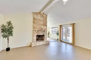 1002 Bodark Ln, Austin, TX 78745 - Photo 6