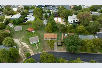 4906 Lynndale Drive, Austin, TX 78756 - Photo 14