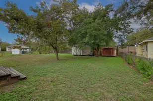 4906 Lynndale Dr, Austin, TX 78756 - Photo 10