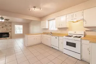 3312 Galesburg Dr, Austin, TX 78745 - Photo 10
