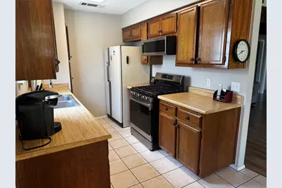 407 Hillside Drive, Round Rock, TX 78681 - Photo 12