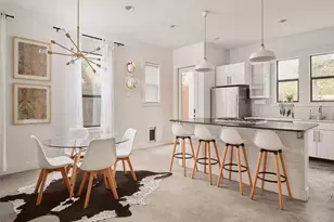 2002 E 13th St, Austin, TX 78702 - Photo 12