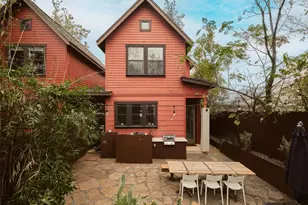 2002 E 13th St, Austin, TX 78702 - Photo 2