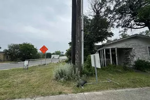 428 Runnels Ave, San Antonio, TX 78208 - Photo 22