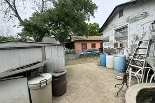 428 Runnels Ave, San Antonio, TX 78208 - Photo 16