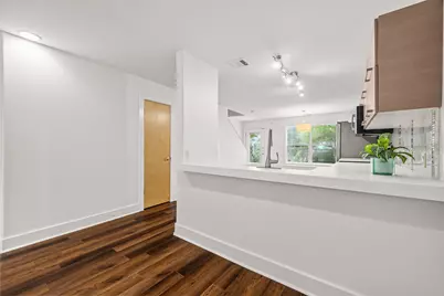 1101 Grove Boulevard #208, Austin, TX 78741 - Photo 8