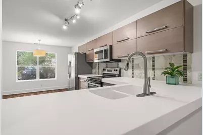 1101 Grove Boulevard #208, Austin, TX 78741 - Photo 8