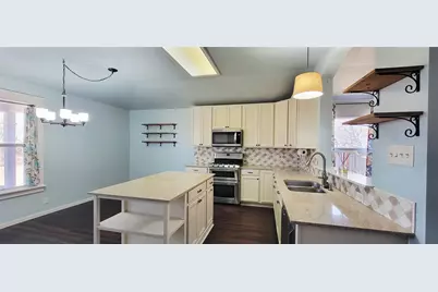 750 Caylor Cove, Bastrop, TX 78602 - Photo 4