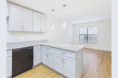 711 W 32nd Street #106, Austin, TX 78705 - Photo 8