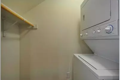 711 W 32nd Street #106, Austin, TX 78705 - Photo 8