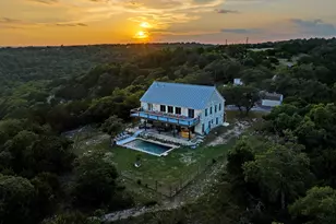 117 Point Rd, Fredericksburg, TX 78624 - Photo 1