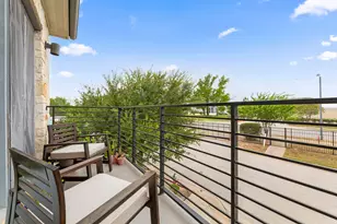 2101 Town Centre Dr, Round Rock, TX 78664 - Photo 14