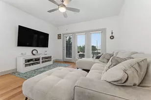 2101 Town Centre Dr, Round Rock, TX 78664 - Photo 4