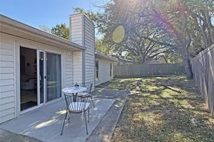 911 Sirocco Dr, Austin, TX 78745 - Photo 16