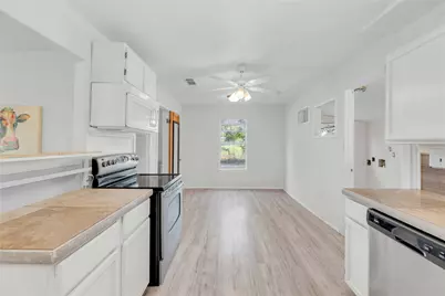 20235 Engelmann Lane, Manor, TX 78653 - Photo 8