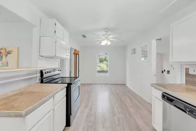 20235 Engelmann Lane, Manor, TX 78653 - Photo 8