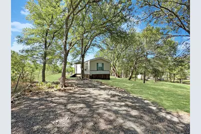113 Valley Lane, Smithville, TX 78957 - Photo 2