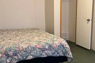 113 Valley Ln, Smithville, TX 78957 - Photo 14